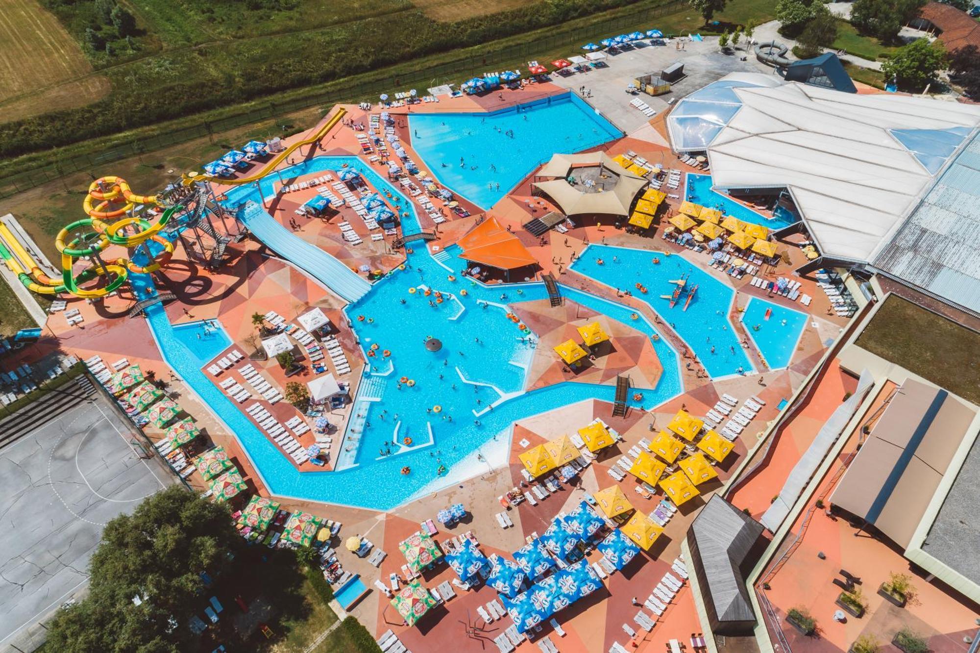 Glamping Tents In Tuhelj With Thermal Riviera Tickets Tuheljske Toplice Eksteriør bilde